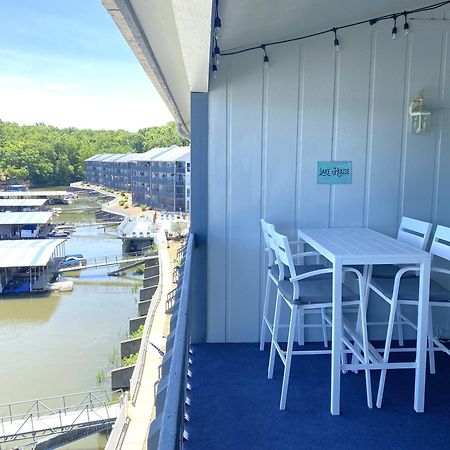 B Lakefront! Remodeled, Boat Slip, Patio Views, Pool, Boat Ramp, Wifi Osage Beach Exteriér fotografie