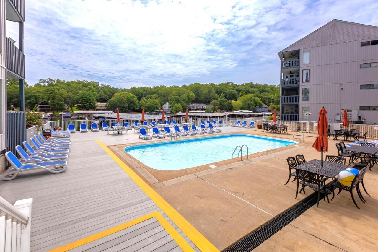 B Lakefront! Remodeled, Boat Slip, Patio Views, Pool, Boat Ramp, Wifi Osage Beach Exteriér fotografie