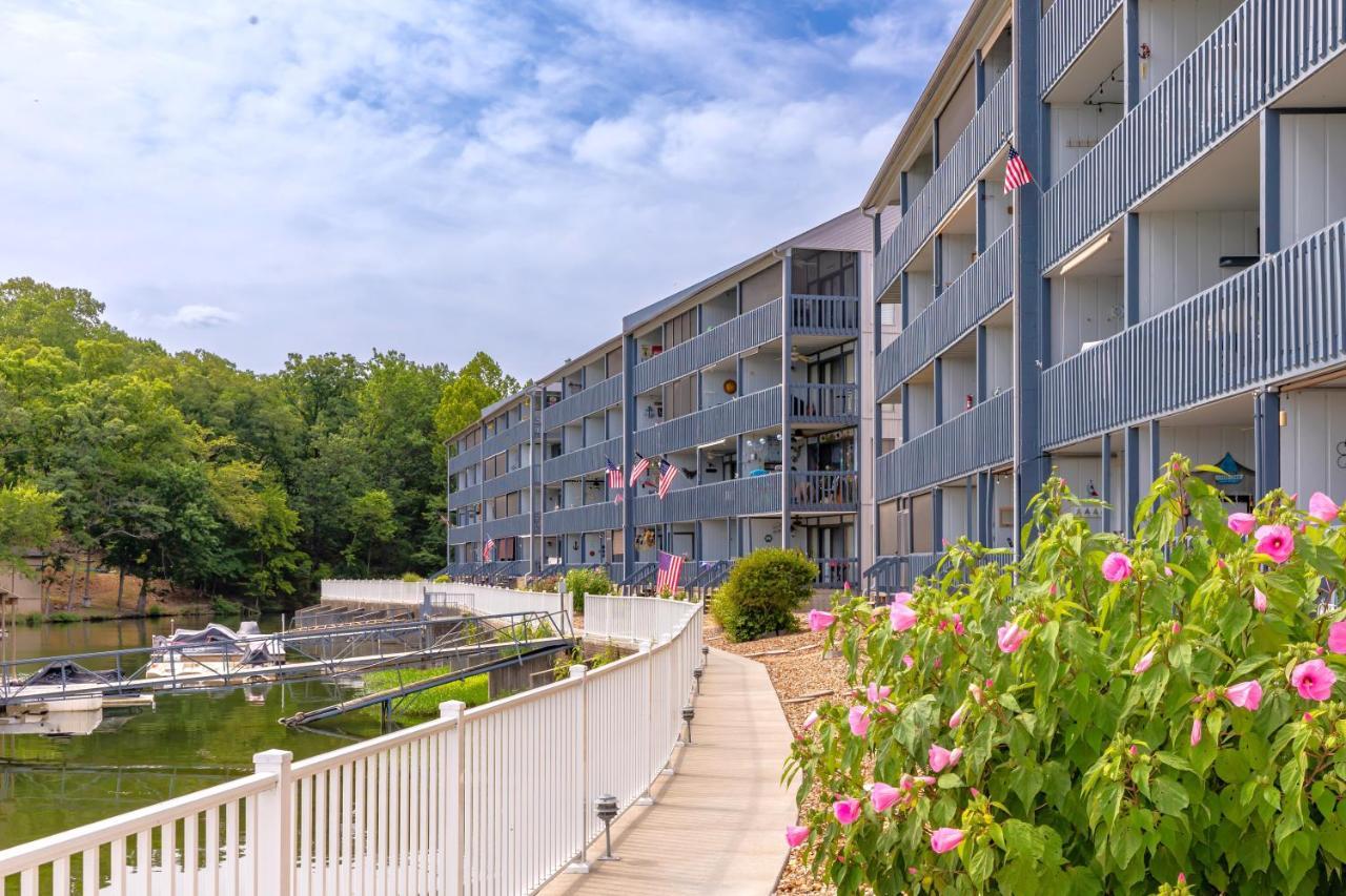 B Lakefront! Remodeled, Boat Slip, Patio Views, Pool, Boat Ramp, Wifi Osage Beach Exteriér fotografie