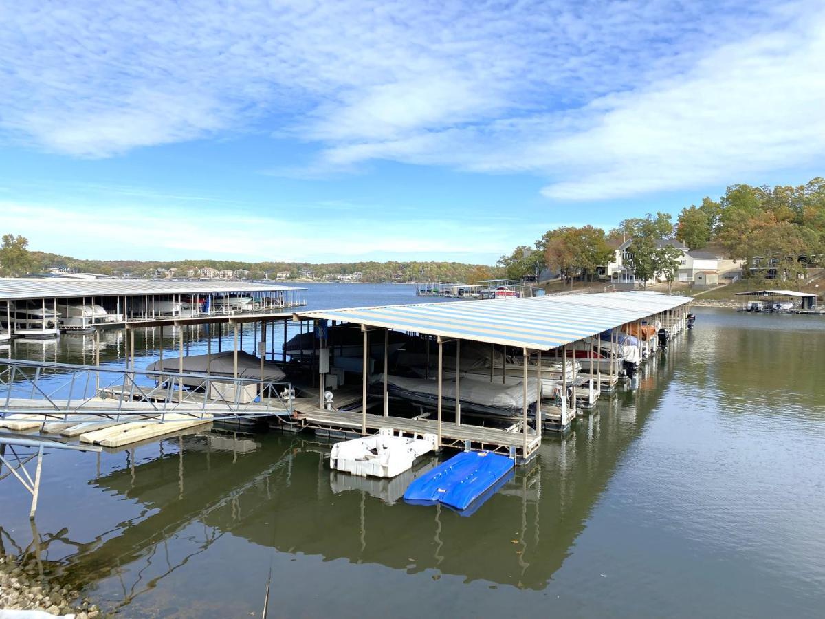 B Lakefront! Remodeled, Boat Slip, Patio Views, Pool, Boat Ramp, Wifi Osage Beach Exteriér fotografie