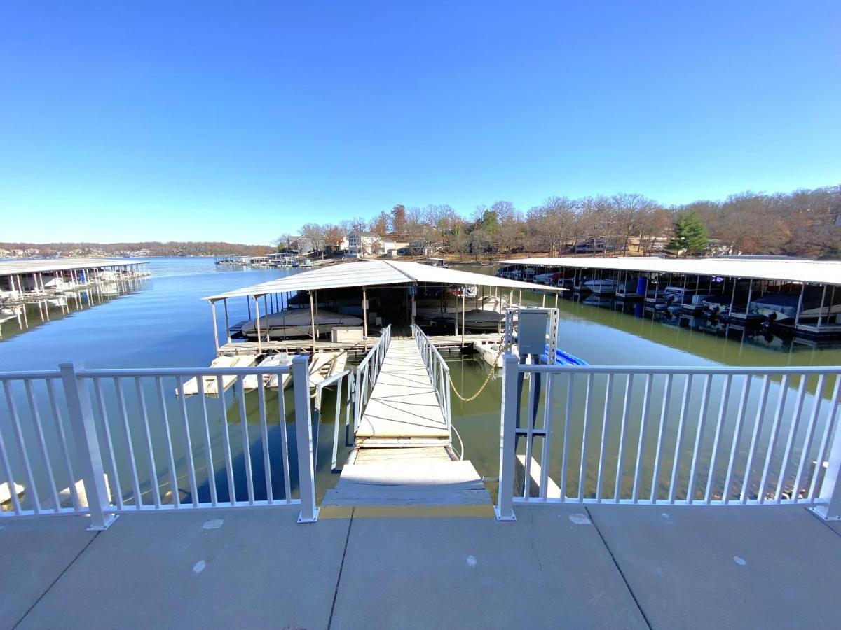 B Lakefront! Remodeled, Boat Slip, Patio Views, Pool, Boat Ramp, Wifi Osage Beach Exteriér fotografie