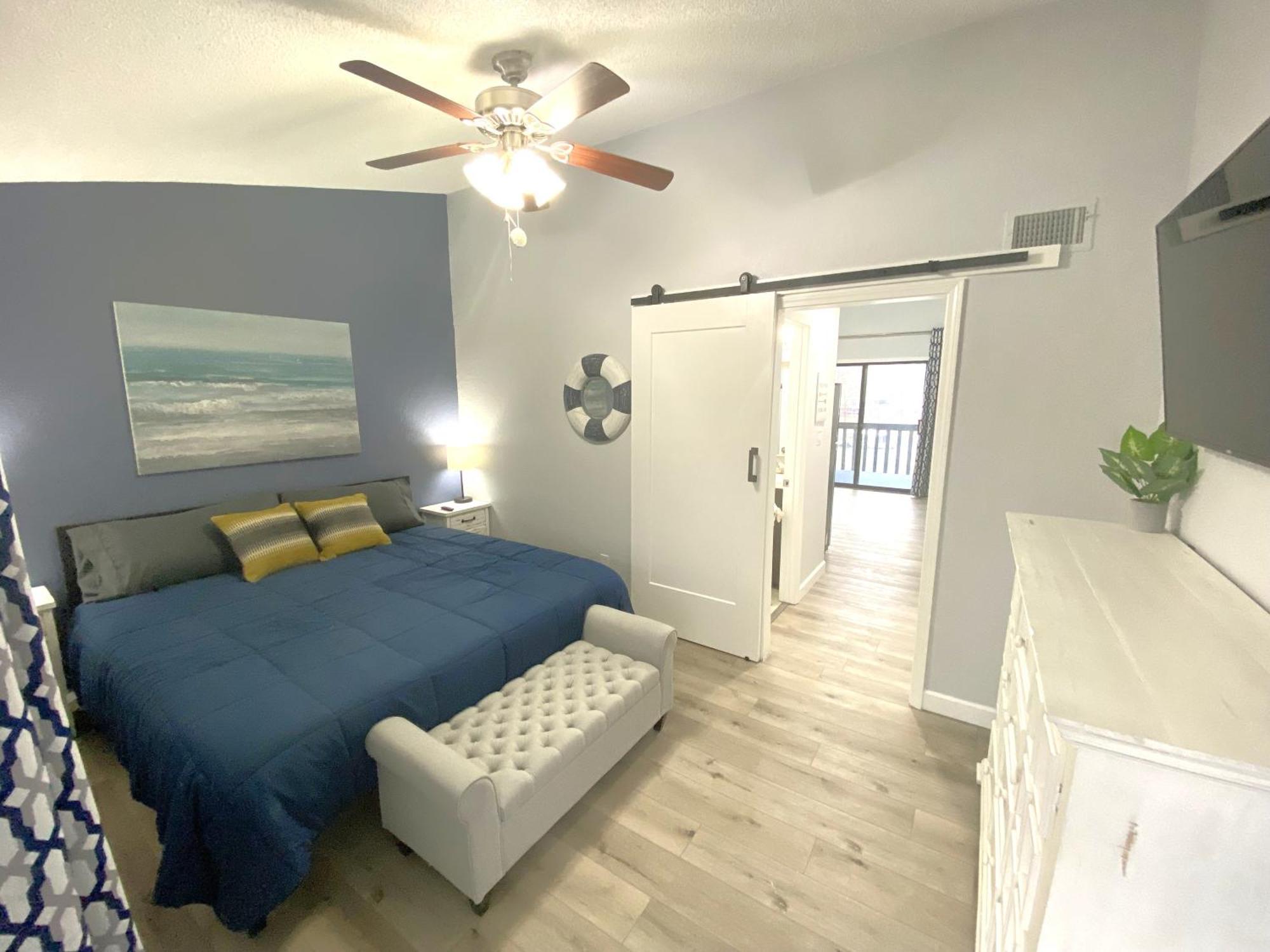B Lakefront! Remodeled, Boat Slip, Patio Views, Pool, Boat Ramp, Wifi Osage Beach Exteriér fotografie