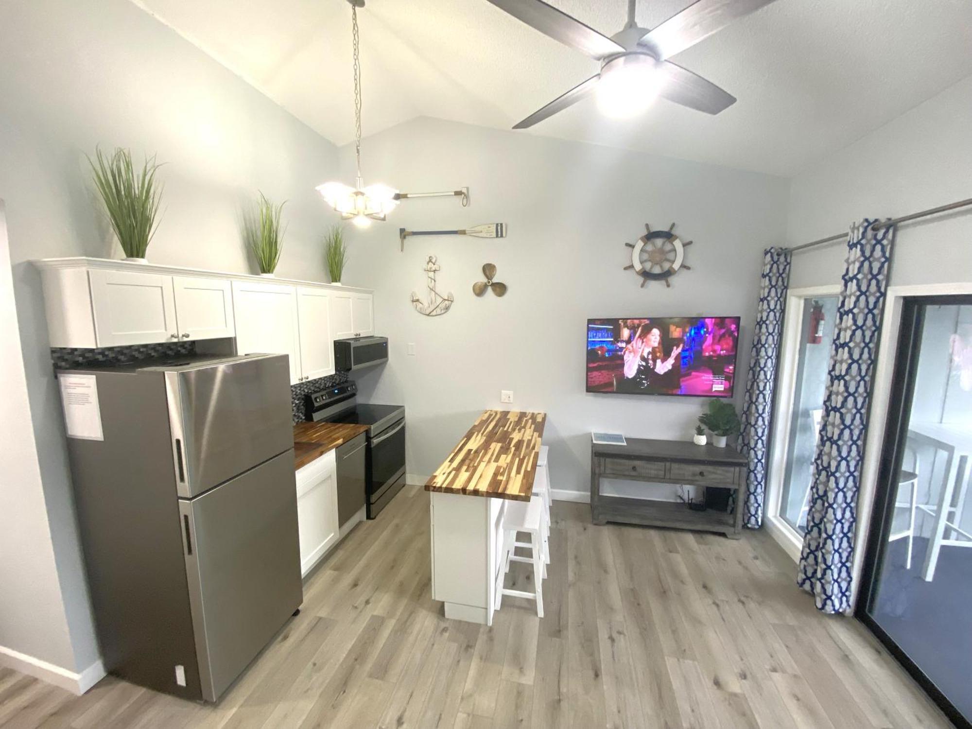 B Lakefront! Remodeled, Boat Slip, Patio Views, Pool, Boat Ramp, Wifi Osage Beach Exteriér fotografie