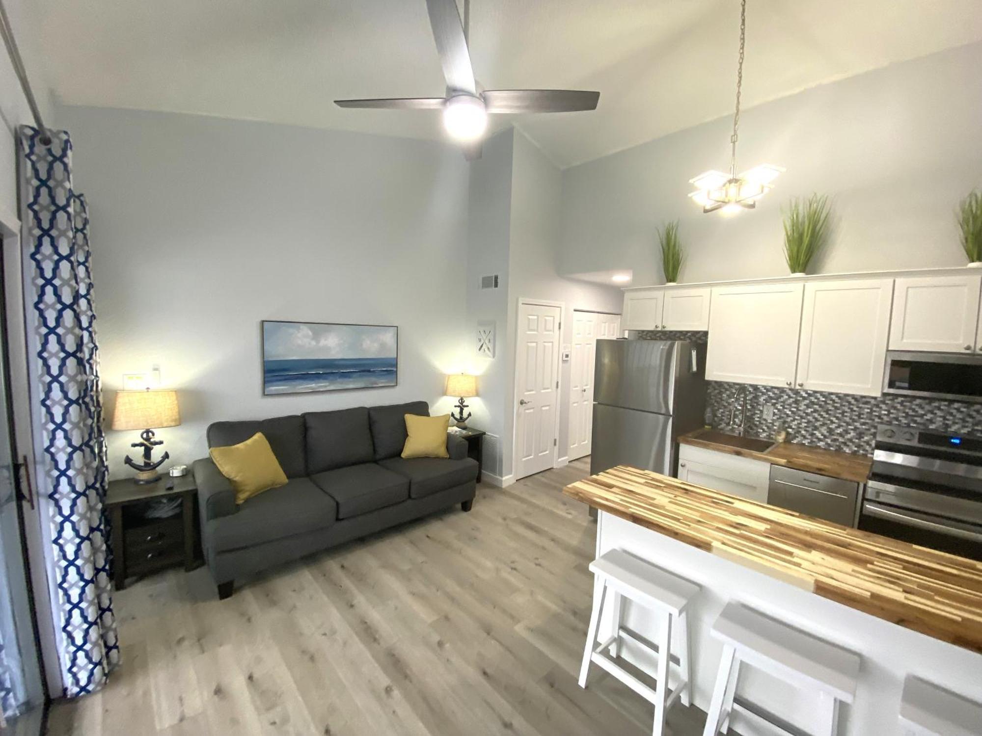 B Lakefront! Remodeled, Boat Slip, Patio Views, Pool, Boat Ramp, Wifi Osage Beach Exteriér fotografie