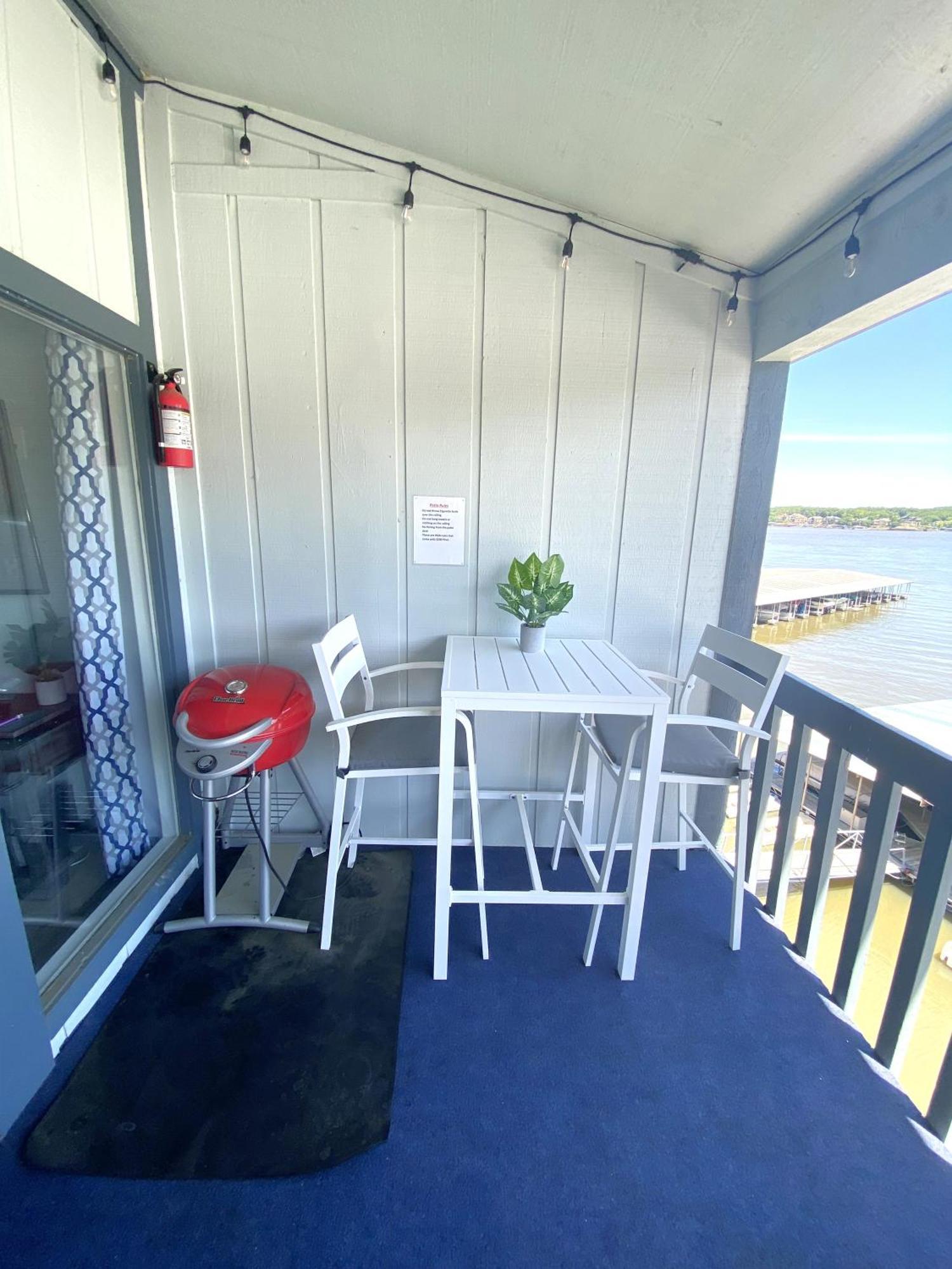 B Lakefront! Remodeled, Boat Slip, Patio Views, Pool, Boat Ramp, Wifi Osage Beach Exteriér fotografie
